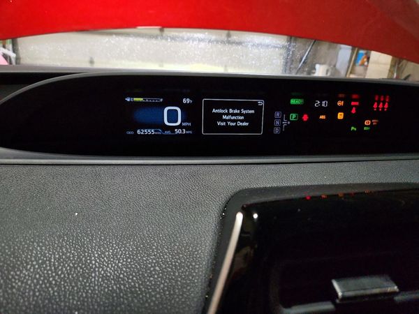 2018 TOYOTA PRIUS One/Two — ODOM