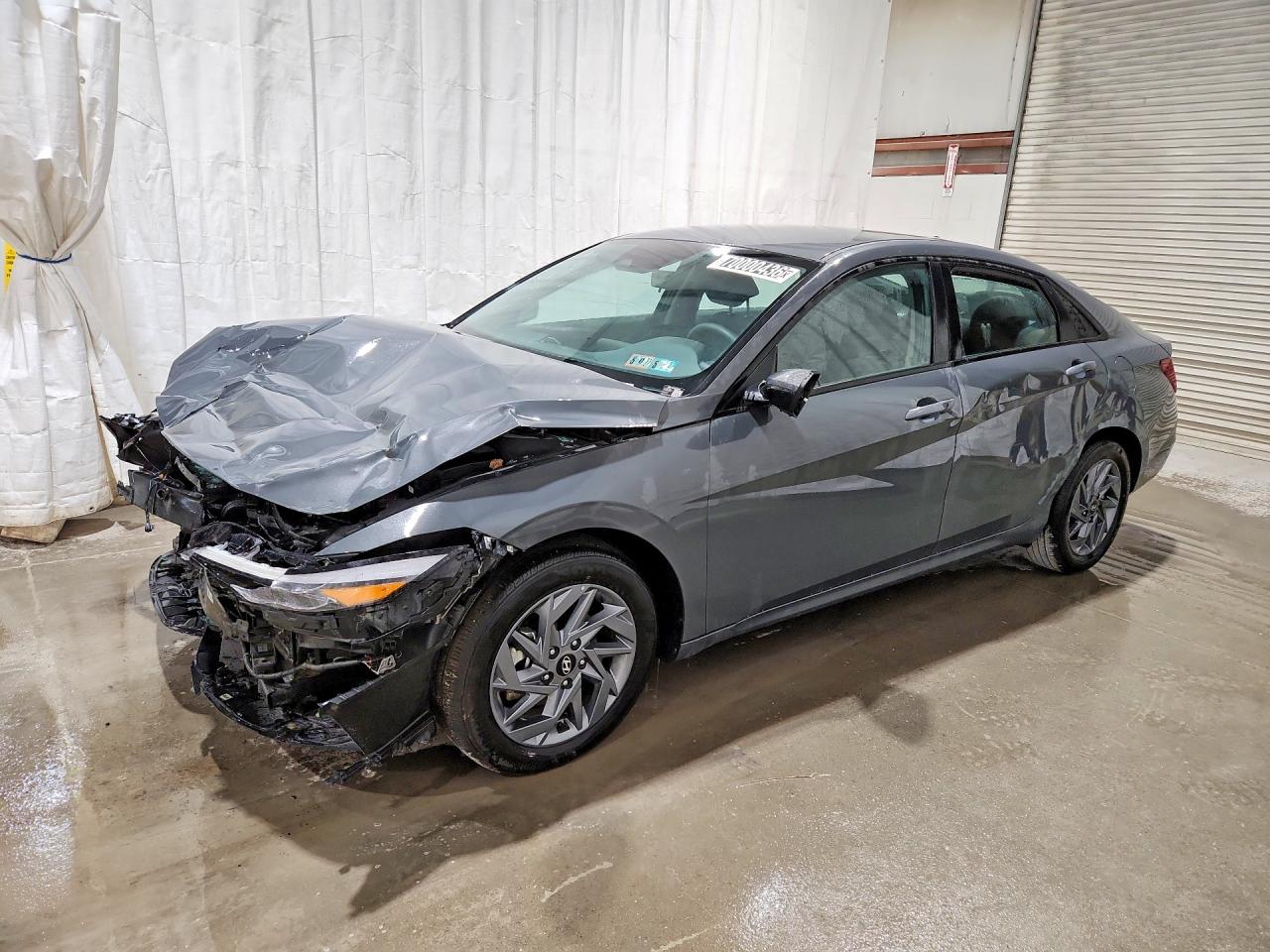 2026 HYUNDAI ELANTRA HY — Front 3/4