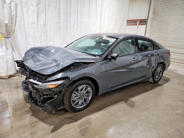 2026 HYUNDAI ELANTRA HY — DSFA — Front 3/4
