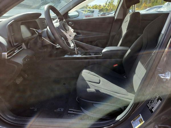2026 HYUNDAI ELANTRA HY — DENT