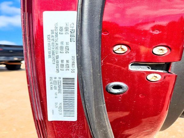 2019 DODGE CHALLENGER SXT — VINS