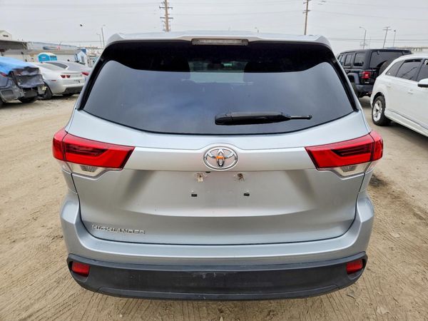 2018 TOYOTA HIGHLANDER LE — DIRR