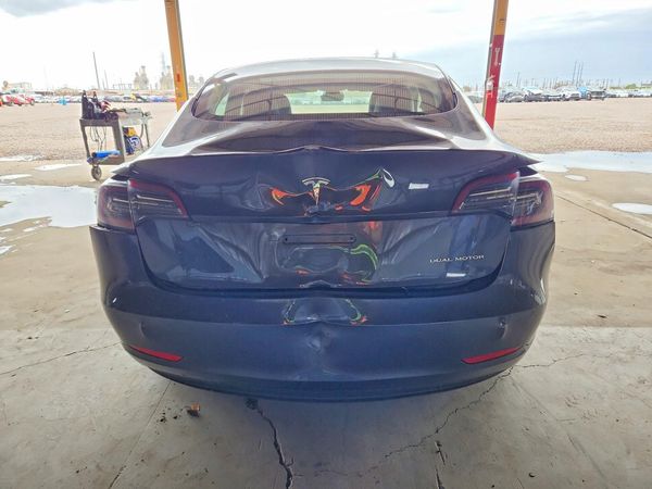 2022 TESLA MODEL 3 — DIRR