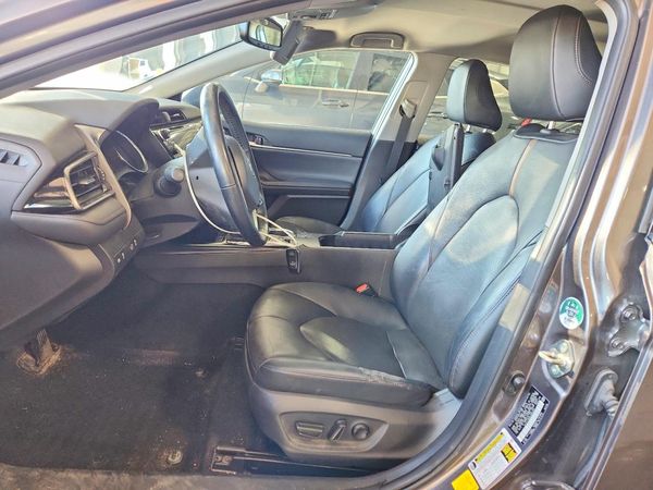 2020 TOYOTA CAMRY XLE — DENT