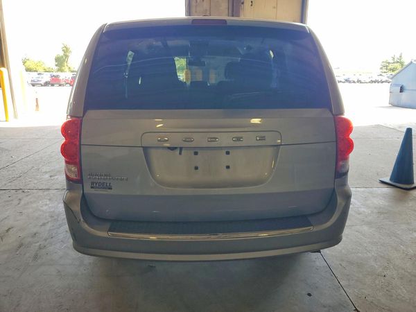 2018 DODGE GRAND CARAVAN SE — DIRR