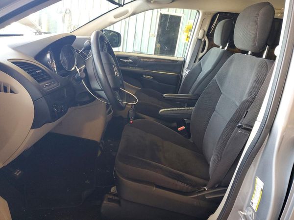 2018 DODGE GRAND CARAVAN SE — DENT