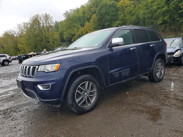 2017 JEEP GRAND CHEROKEE — DSFA — Front 3/4