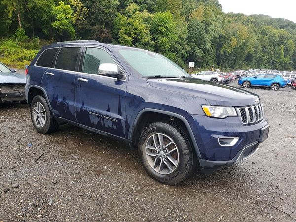 2017 JEEP GRAND CHEROKEE Limited — Passenger 3/4
