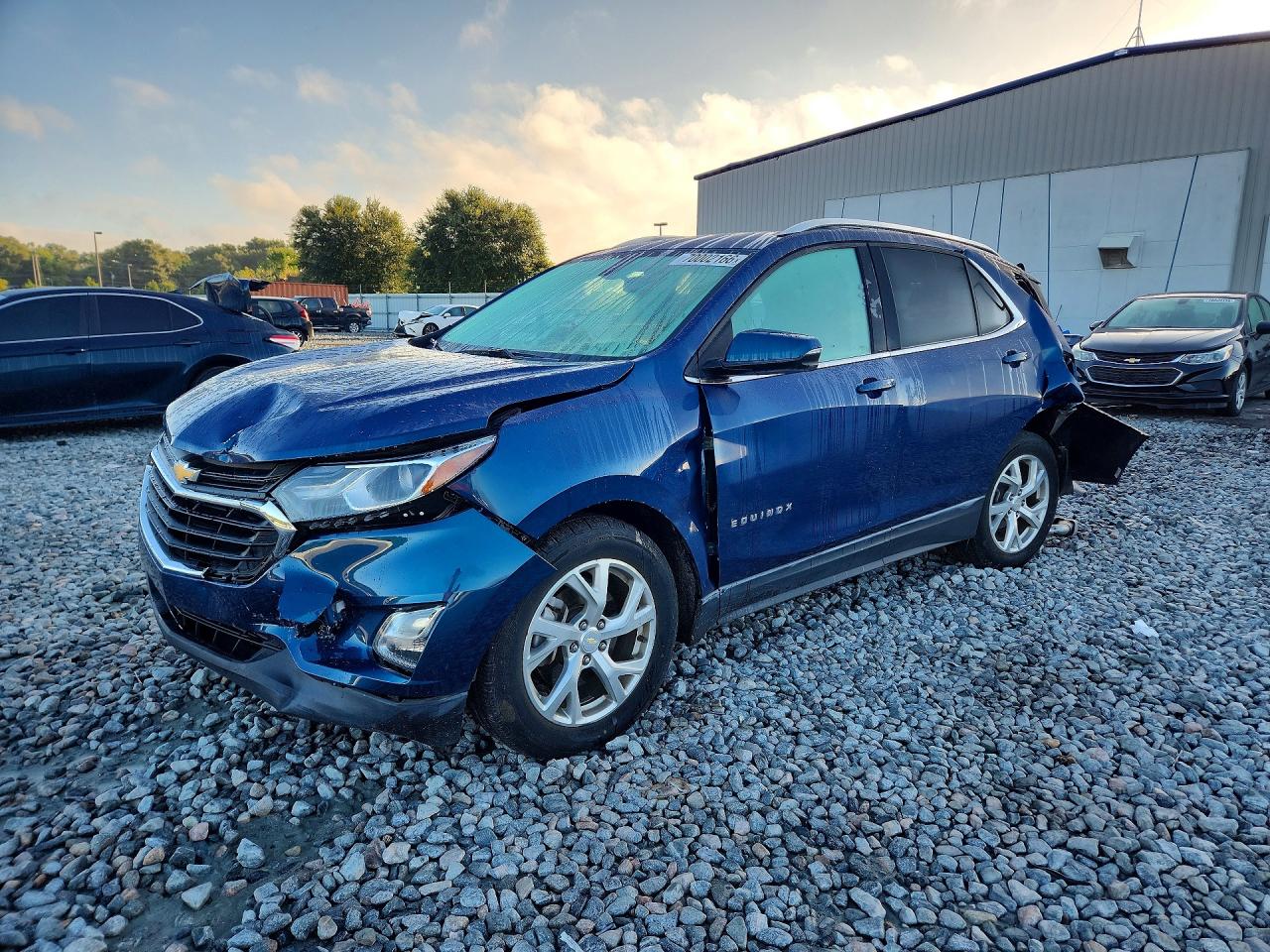 2019 CHEVROLET EQUINOX LT (2LT) — Front 3/4