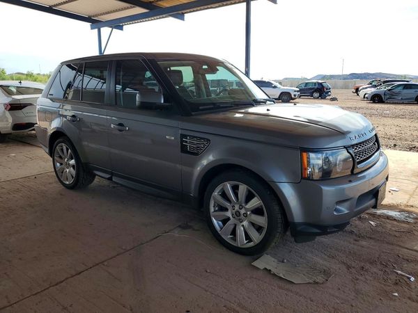 2013 LAND ROVER RANGEROVER HSE LUX — Passenger 3/4