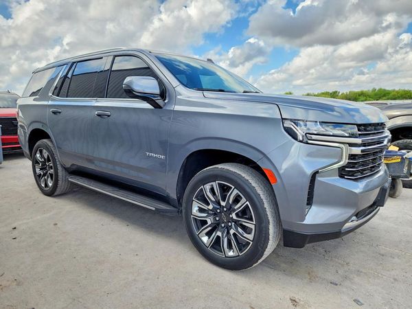 2021 CHEVROLET TAHOE LT — Passenger 3/4