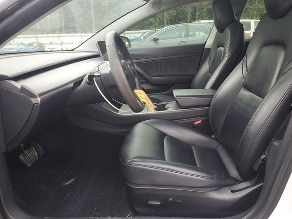 2020 TESLA MODEL 3 — DENT