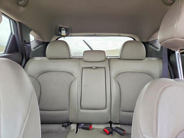 2015 HYUNDAI TUCSON GLS (Middle) — SUVN