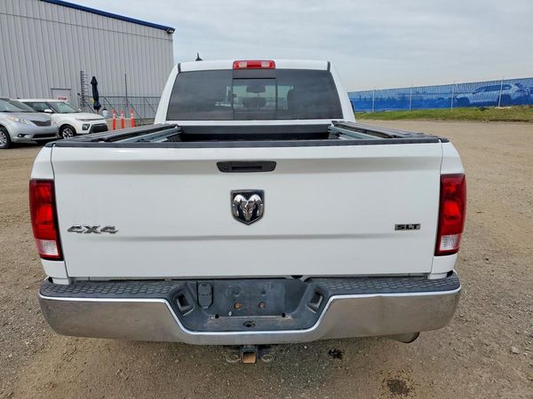 2019 RAM 1500 CLASSIC SLT — DIRR