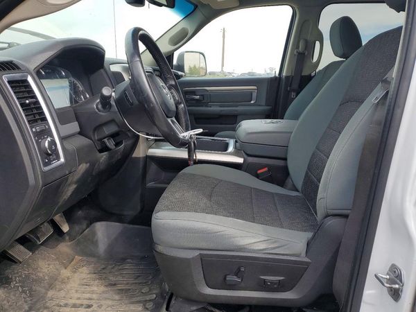 2019 RAM 1500 CLASSIC SLT — DENT
