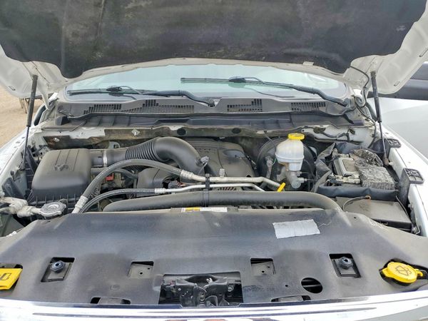 2019 RAM 1500 CLASSIC SLT — Engine bay