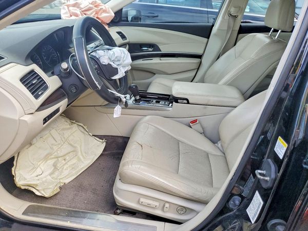 2014 ACURA RLX Tech — DENT