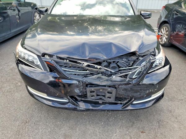 2014 ACURA RLX Tech — Engine bay