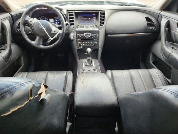 2014 INFINITI QX70 — CKPT