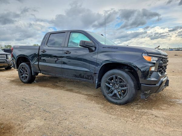 2023 CHEVROLET SILVERADO Custom — Passenger 3/4