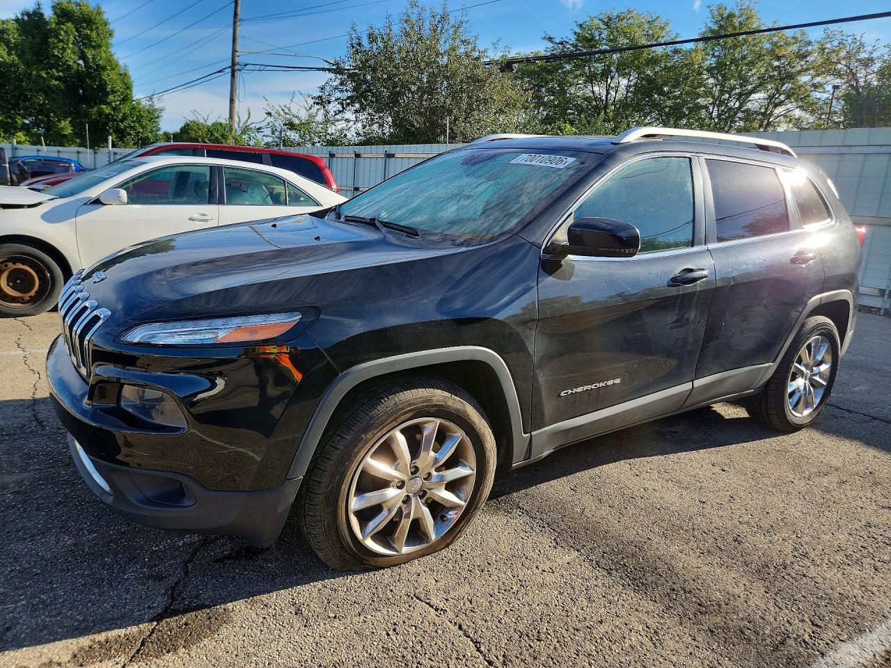 2015 JEEP CHEROKEE Limited — Front 3/4