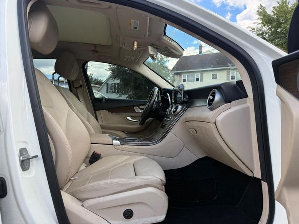 2020 MERCEDES-BENZ GLC GLC300-4M