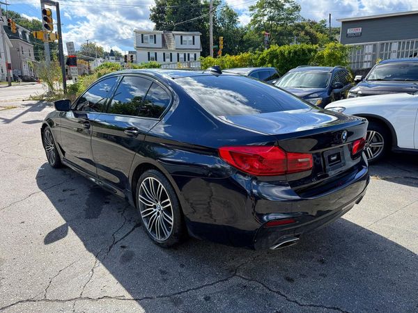 2019 BMW 530