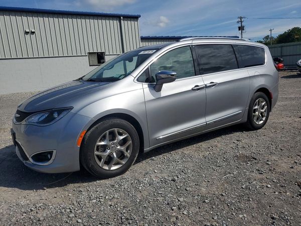 2019 CHRYSLER PACIFICA — DSFA — Front 3/4