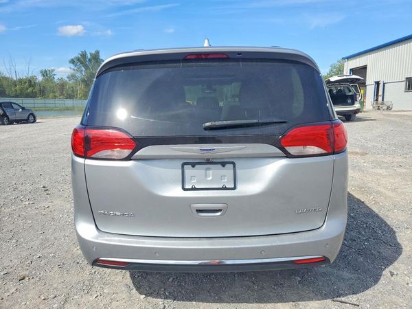 2019 CHRYSLER PACIFICA Limited — DIRR