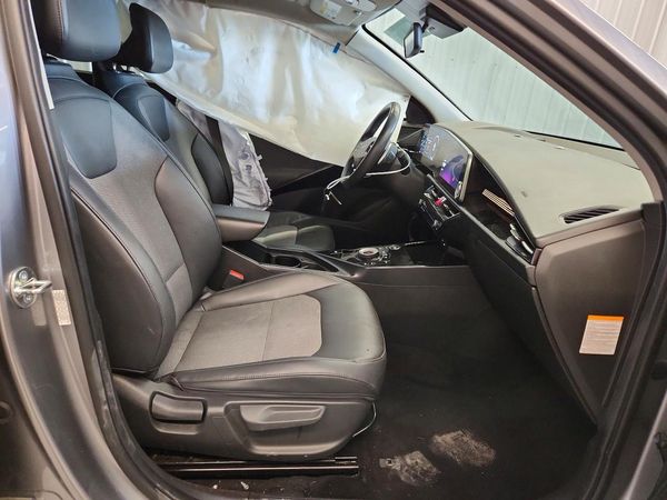 2023 KIA NIRO Wind — DENT