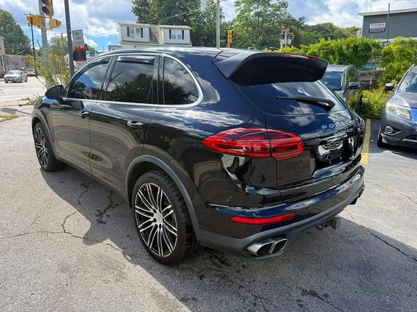 2016 PORSCHE CAYENNE Base, S