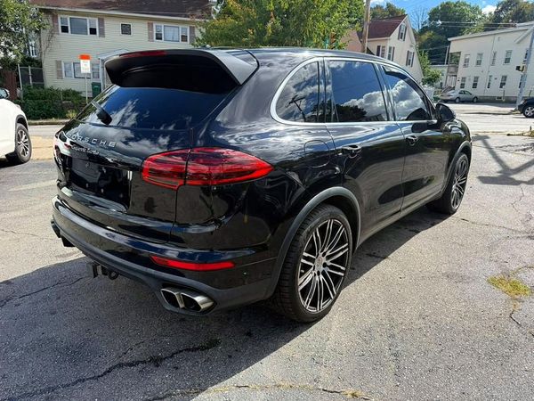2016 PORSCHE CAYENNE Base, S