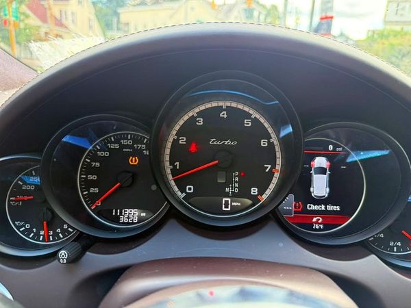 2016 PORSCHE CAYENNE Base, S