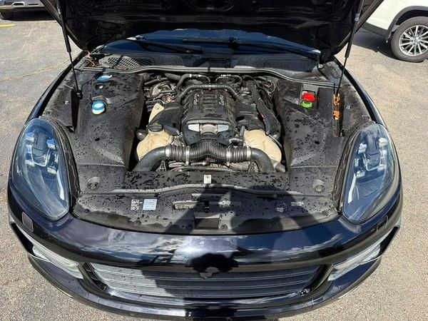 2016 PORSCHE CAYENNE Base, S