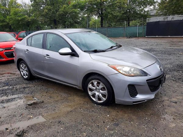 2012 MAZDA 3 Sport/GX — Passenger 3/4