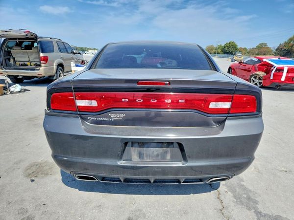 2013 DODGE CHARGER SE — DIRR