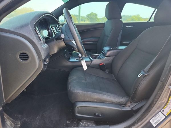 2013 DODGE CHARGER SE — DENT