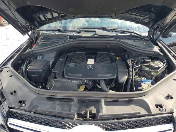 2018 MERCEDES-BENZ GLE GLE350 — Engine bay
