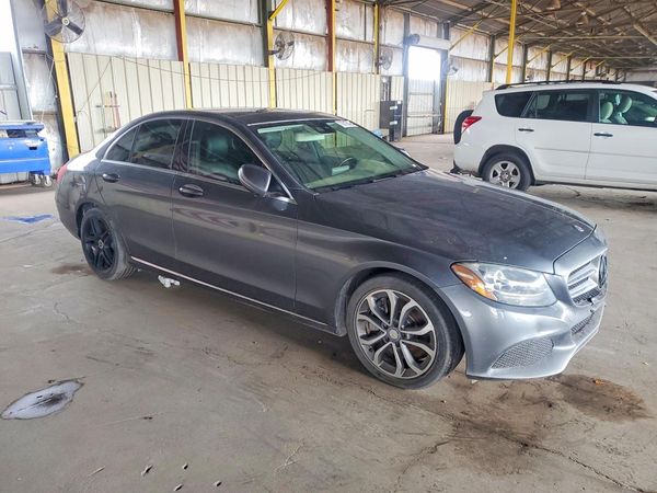 2017 MERCEDES-BENZ C-CLASS C300 — Passenger 3/4
