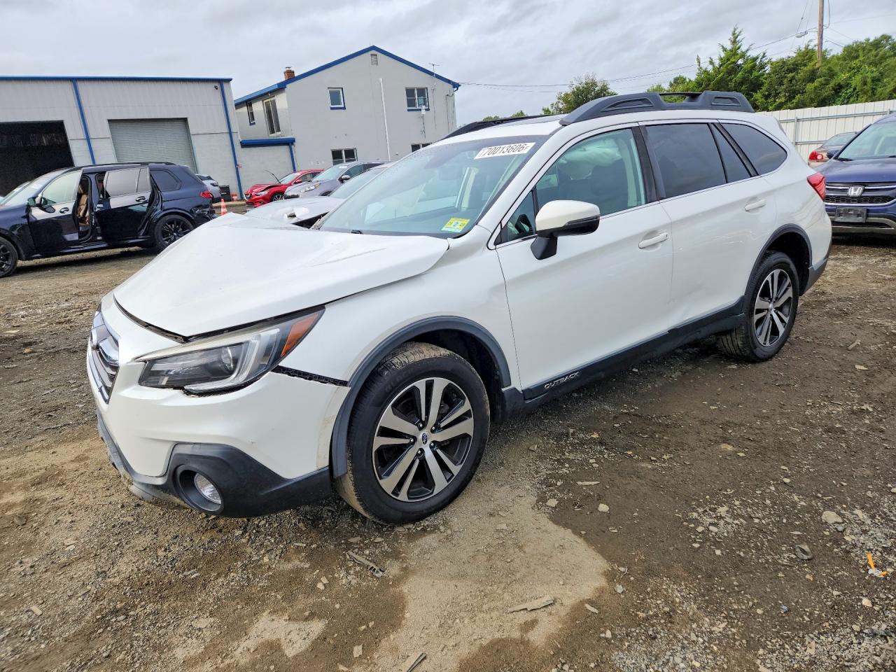 2019 SUBARU OUTBACK Limited+M/R+ES+NAVI — Front 3/4