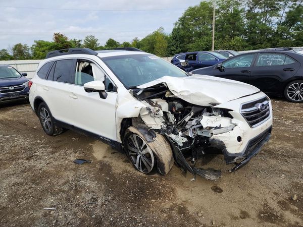 2019 SUBARU OUTBACK Limited+M/R+ES+NAVI — Passenger 3/4