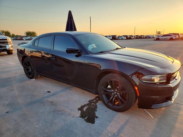 2018 DODGE CHARGER SXT — Passenger 3/4