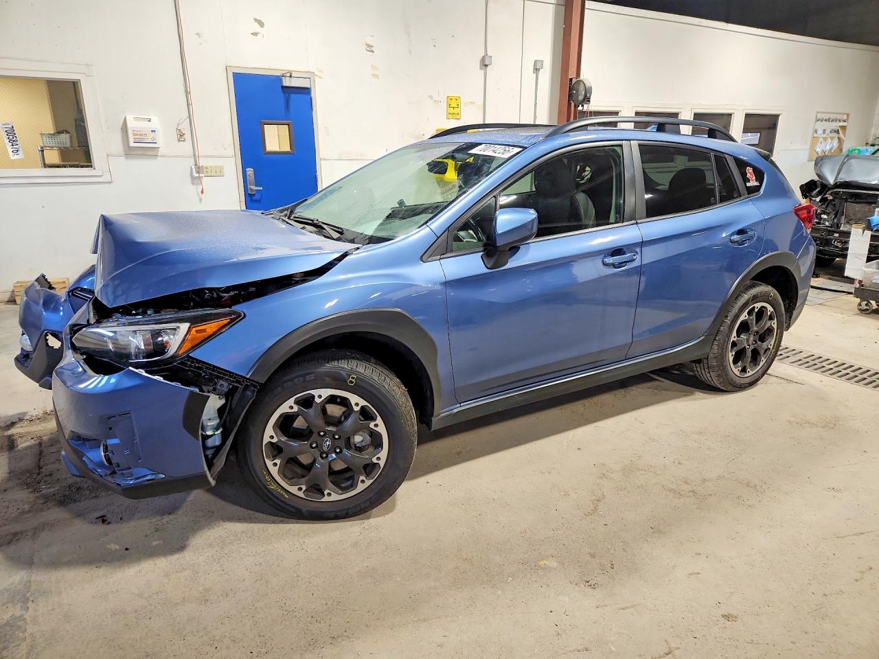 2021 SUBARU CROSSTREK Premium+ES+BSD — Front 3/4