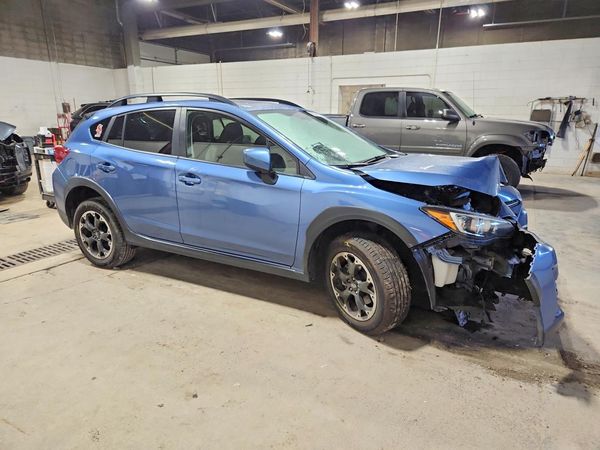 2021 SUBARU CROSSTREK Premium+ES+BSD — Passenger 3/4