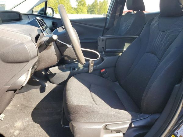 2020 TOYOTA PRIUS — DENT