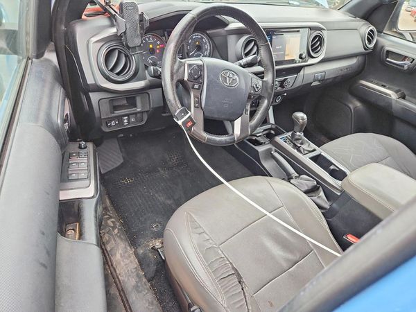 2019 TOYOTA TACOMA SR5 — CKPT