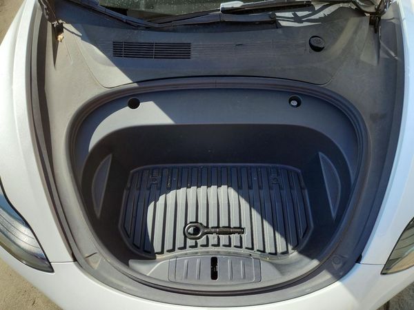 2023 TESLA MODEL 3 — Engine bay