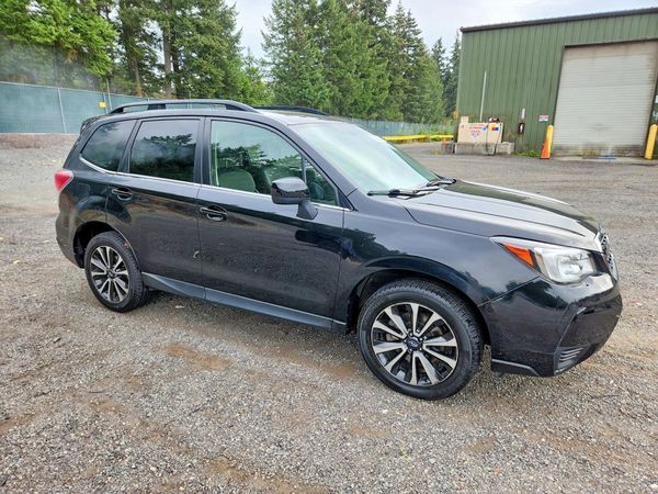 2018 SUBARU FORESTER Premium+CWP — Passenger 3/4