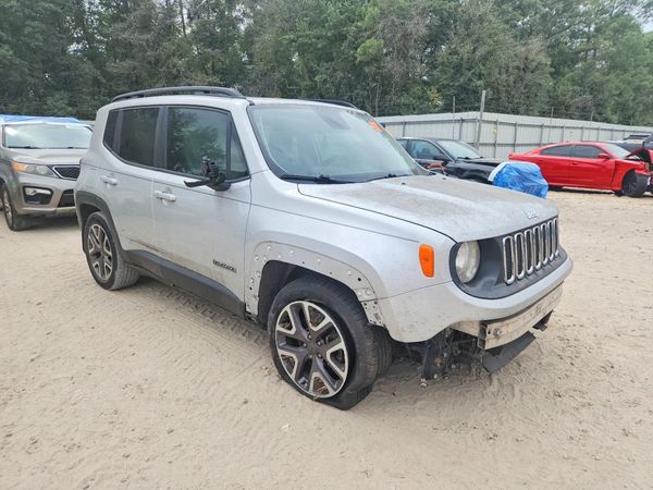 2016 JEEP RENEGADE — Passenger 3/4