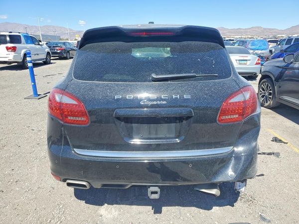 2014 PORSCHE CAYENNE — DIRR